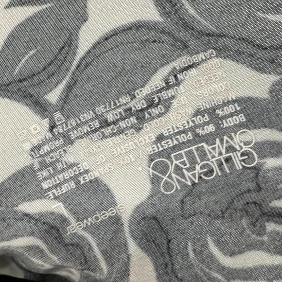 White And Black Floral Dress - Picture 7 of 7